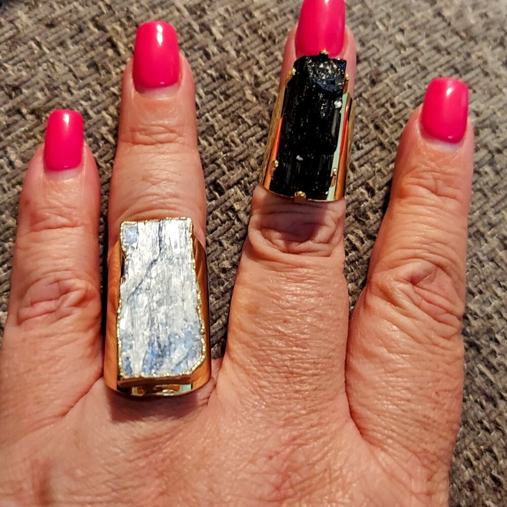 Rings - Picture 5 of 6